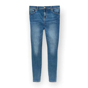 Torrid Super Soft Midfit Super Skinny  26S